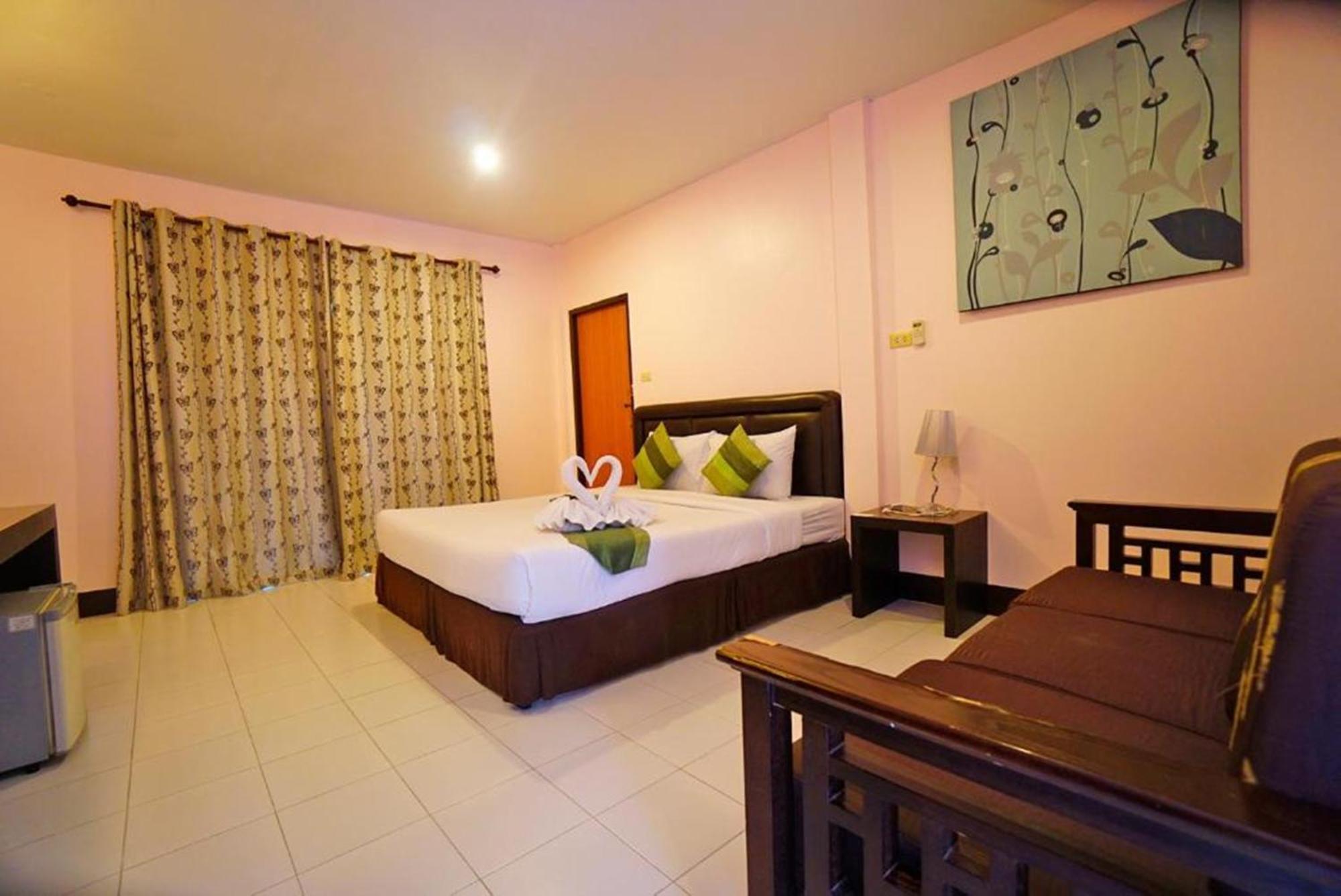 Aurora Resort Kanchanaburi Esterno foto