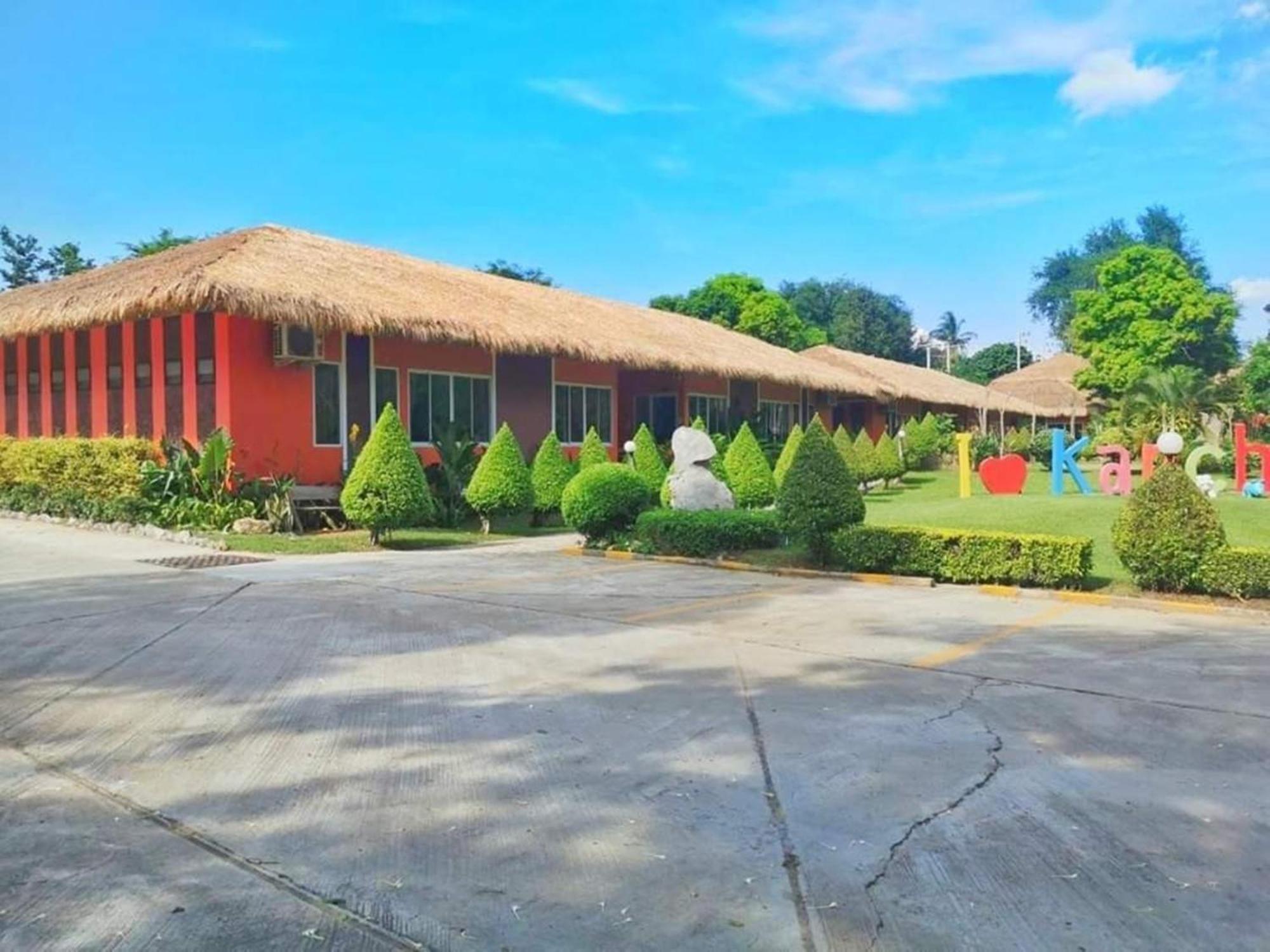Aurora Resort Kanchanaburi Esterno foto