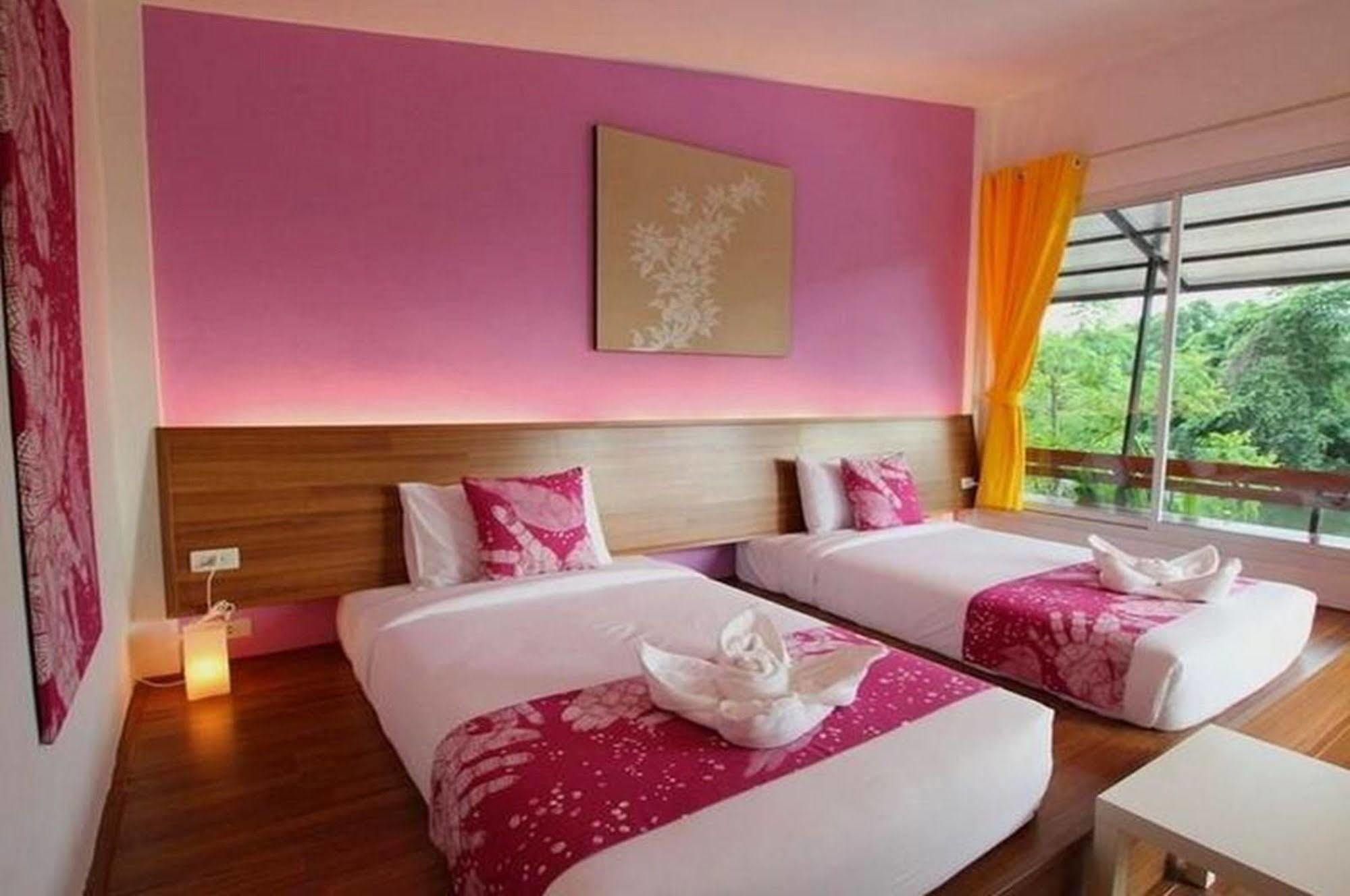 Aurora Resort Kanchanaburi Esterno foto