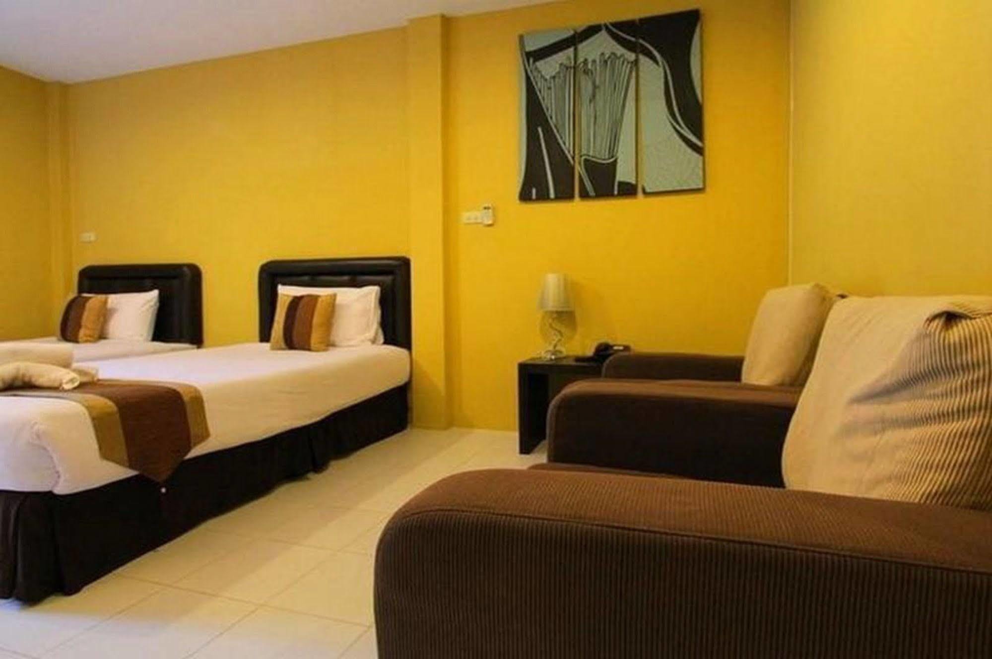 Aurora Resort Kanchanaburi Esterno foto