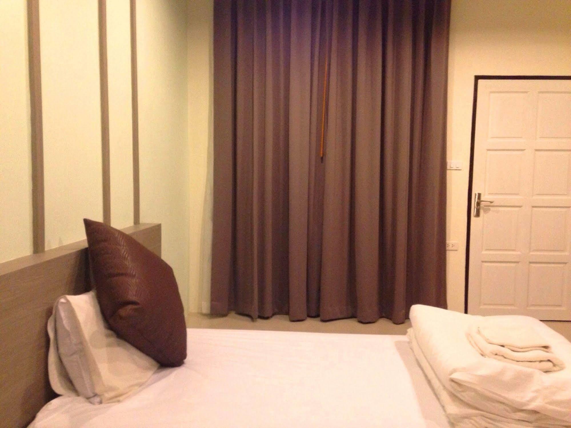 Aurora Resort Kanchanaburi Esterno foto