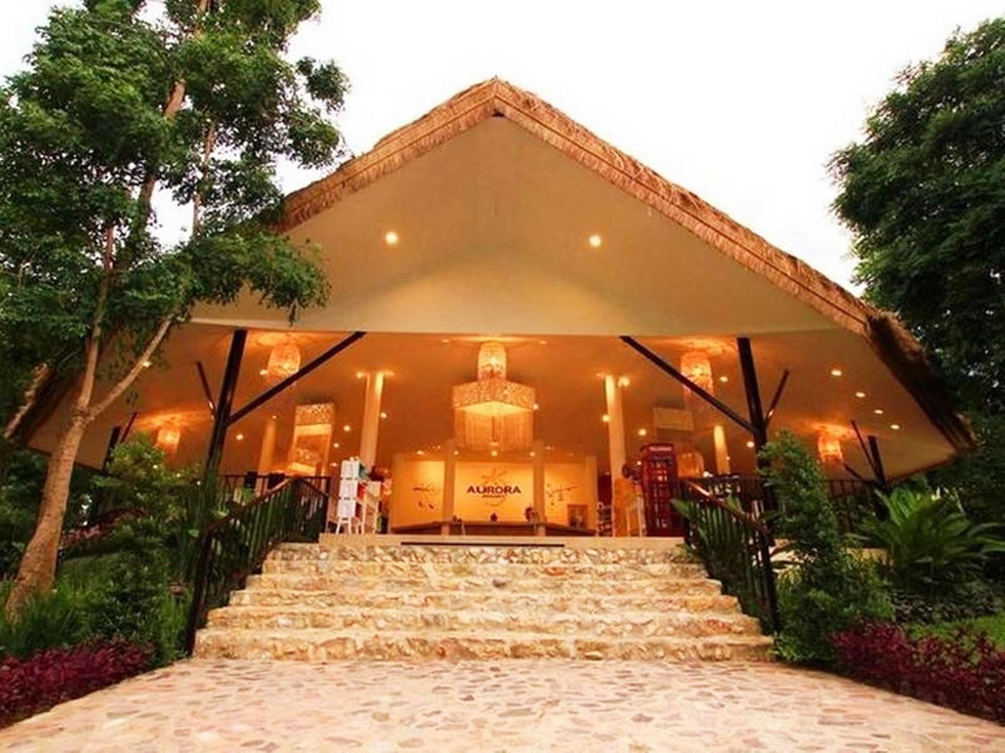 Aurora Resort Kanchanaburi Esterno foto